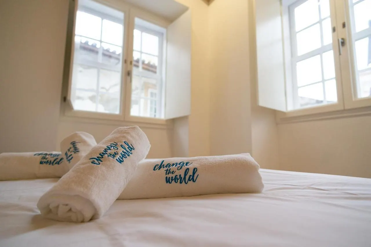 Change The World Hostels - Coimbra - Almedina Португалия
