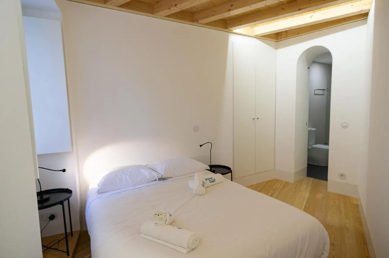 Change The World Hostels - Coimbra - Almedina 0*,